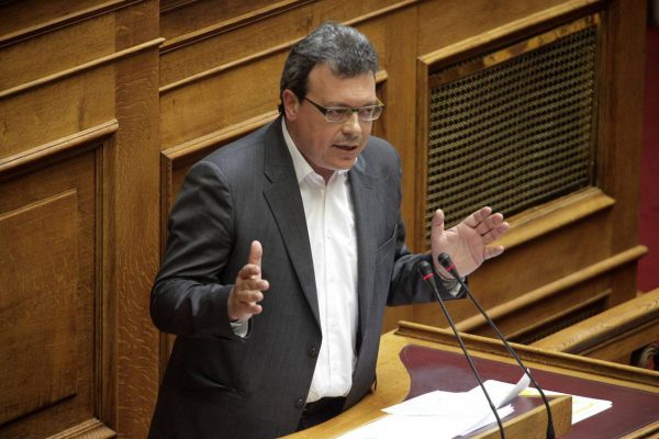 apodokimastikan-apo-agrotes-mardas-kai-famelos