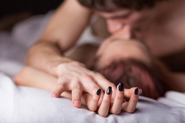λεσβιακό εξωτικό σεξκαυτά έφηβοι κάνουν πορνό