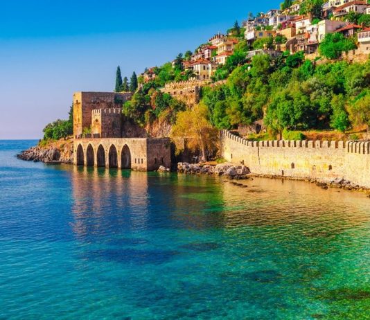 Αττάλεια: Πάνω από 90% οι πληρότητες τον Αύγουστο