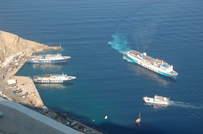 limani-santorinis