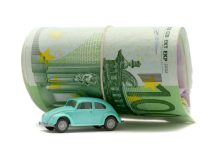 Λήγει σήμερα η προθεσμία για τα τέλη κυκλοφορίας