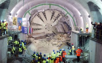 Τρέχει ο μετροπόντικας στη Γραμμή- Γαλάτσι | +65% ο τζίρος του Ομίλου ΑΒΑΞ το 9μηνο