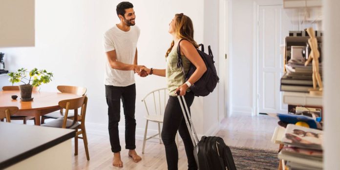Στις παραδοσιακές μισθώσεις επιστρέφει το 30% των ακινήτων Airbnb