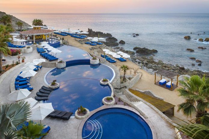 Hacienda_Encantada_Resort