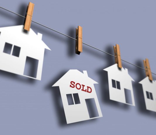 Handelsblatt: Ισχυρή η ζήτηση για ακίνητα στην Ελλάδα