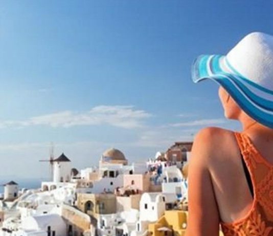 Τουρισμός για όλους: Μέχρι πότε γίνονται οι αιτήσεις για επιδότηση έως 600 ευρώ