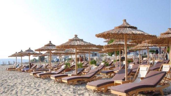 xaplostrs-paralia
