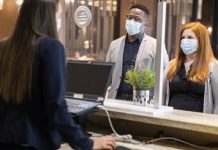 Με μάσκες όλοι οι επισκέπτες ξενοδοχείων Hyatt σε ΗΠΑ και Καναδά