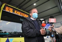 Επίσκεψη Καραμανλή στο αμαξοστάσιο των ΚΤΕΛ στη Μαγούλα