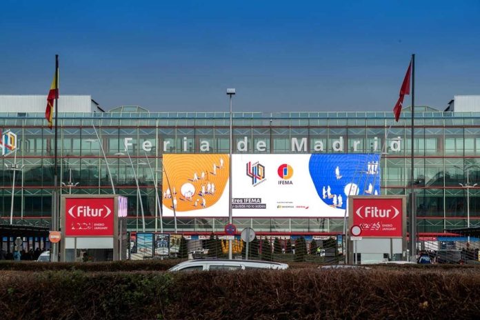 FITUR