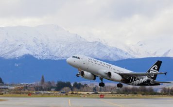 Ποια αεροπορική φέρνει κρεβάτια στα αεροπλάνα – 250 ευρώ για τέσσερις ώρες ύπνου