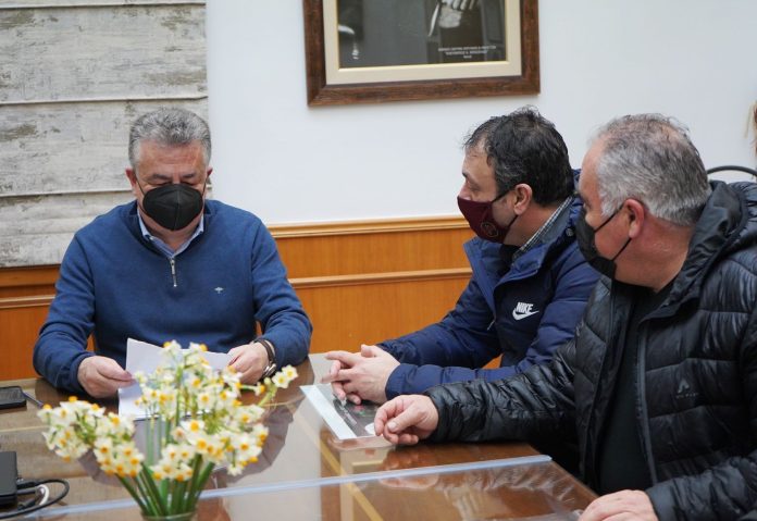 Arnaoutakis