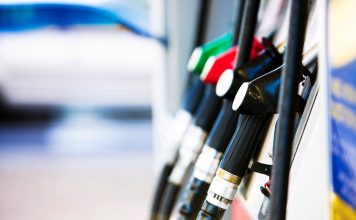 Ποιοι Ευρωπαίοι πληρώνουν τα περισσότερα για καύσιμα