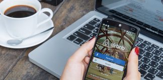 Στο στόχαστρο της Ένωσης Ανθρωπίνων Δικαιωμάτων οι Airbnb και Booking.com