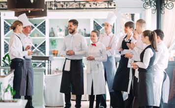 Βέττα-Γαβρήλος: Ο ΣΥΡΙΖΑ καταθέτει τροπολογία για την επέκταση του επιδόματος ανεργίας για τους εργαζόμενους στον επισιτισμό- τουρισμό