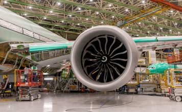 FAA: Ελέγχους για ρωγμές σε 471 αεροσκάφη Boeing 737 MAX