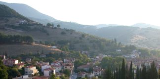 Κίνηση ρεκόρ για ταξίδια την 28η Οκτωβρίου και τα Χριστούγεννα | Πού θα ταξιδέψει ο Έλληνας