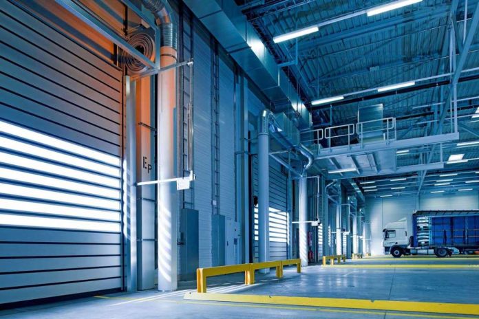 industrial-hall-1630742_1920