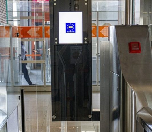Μέχρι πότε αναβάλλεται το ETIAS, μετά το χάος στο EES