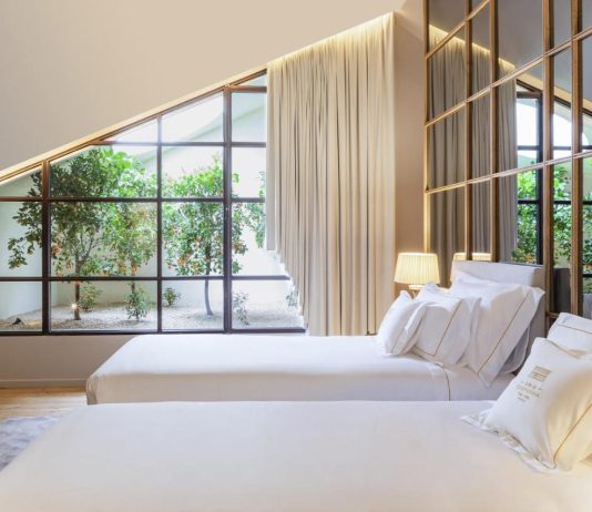 SilverDoor : Συνεργάζεται με την IHG για καταλύματα παρατεταμένης διαμονής