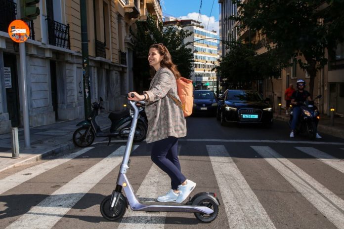 thumbnail_Kineo_PR_scooter