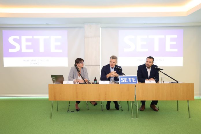 thumbnail_SETE Press Event - Maria Gatsou, General Manager, Yiannis Paraschis, President, Alexandros Thanos, Executive Director