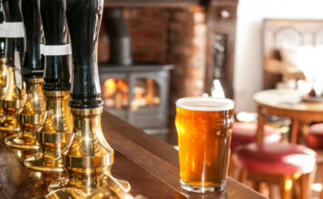 Πού βρίσκονται οι πιο cosy pubs στο Ηνωμένο Βασίλειο