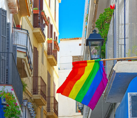 Ο τουρισμός καλείται να ανταποκριθεί στις ανάγκες των gender-diverse ταξιδιωτών
