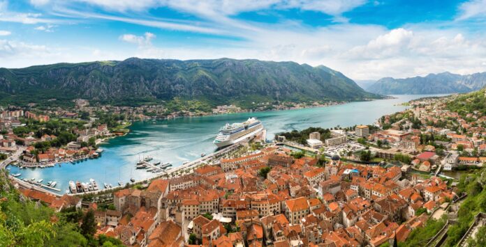 kotor-mavrovounio