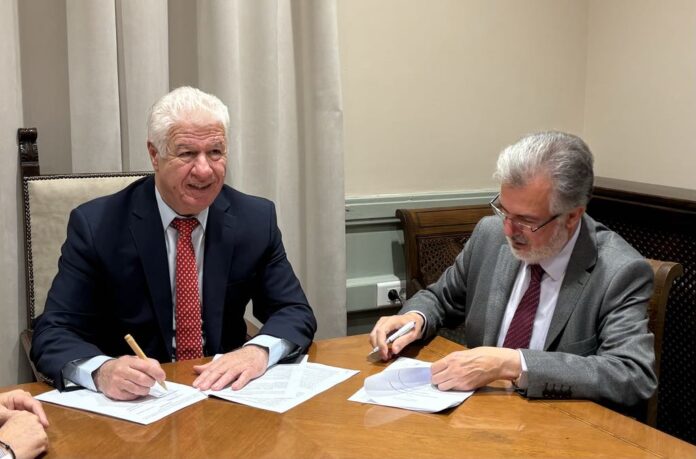 trepeklis poulimenos programmatiki