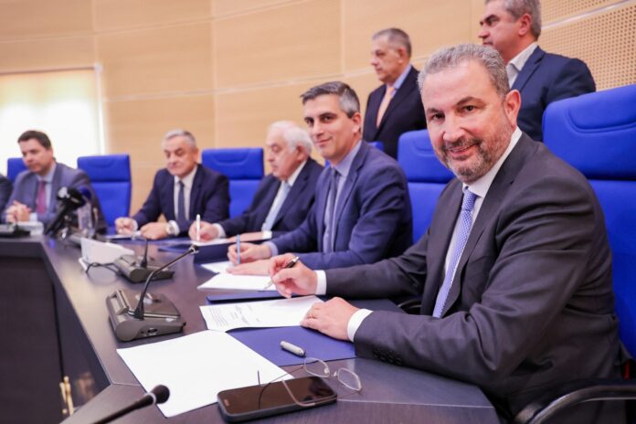 ΑΛΕΞΑΝΔΡΟΣ ΕΞΑΡΧΟΥ