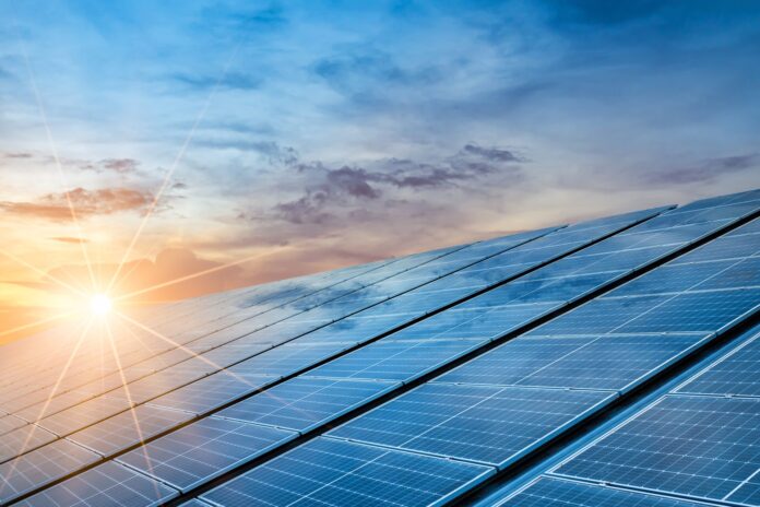 Close-up,Of,Solar,Cell,Farm,Power,Plant,Eco,Technology.landscape,Of