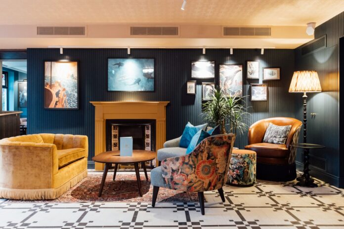 The-Marcus-Portrush-Tapestry-Collection-by-Hilton-Lobby