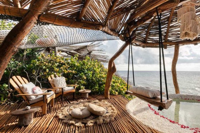 eco_hotel-696x464