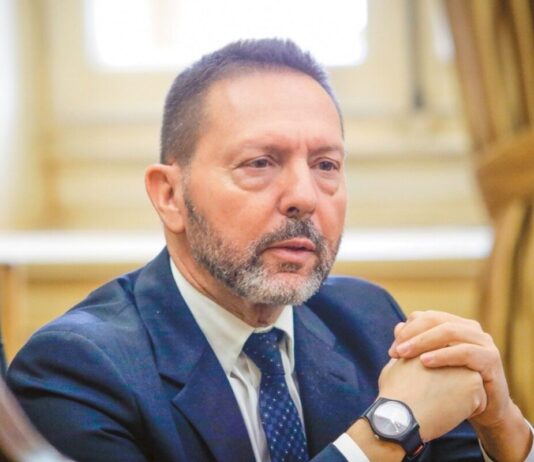 Γιαν. Στουρνάρας: Στο +125,3% οι ταξιδιωτικές εισπράξεις στην Αττική το 2025, σε σχέση με το 2019