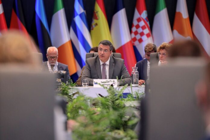 tzitzikostas