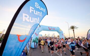 TUI : Ο αθλητικός τουρισμός επεκτείνει τις σεζόν για τα ταξίδια των Βρετανών