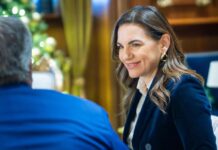 Ελλάδα επιλέγουν για διακοπές και επαγγελματικά ταξίδια οι Αμερικανοί