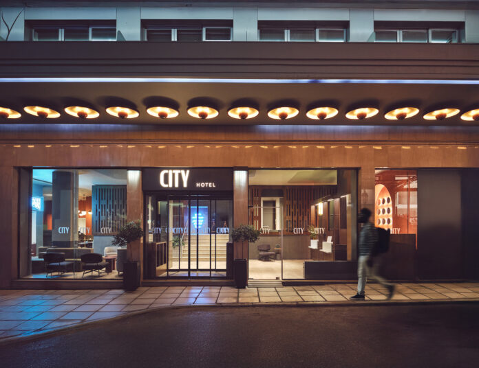 City Hotel exterior