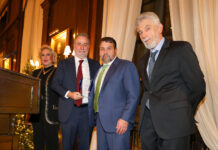 Διεθνής διάκριση του Αχιλλέα Κωνσταντακόπουλου στο Capital Link Invest in Greece Forum