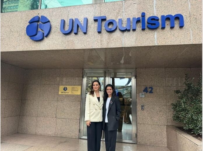 824c40db8ad24c57a71970ed6f9016a0