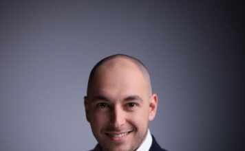 Ο Γιάννης Μουζάκης, Deputy CEO της Υ/ΚΝΟΤ ΙΝVEST στην ηγεσία της Ε.Π.Ε.Σ.Τ.