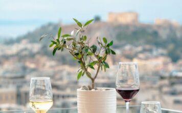 Γιορτάστε την Καθαρά Δευτέρα στο St George Lycabettus