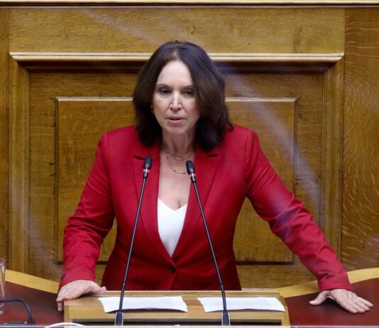 Στη Βουλή η καθυστέρηση στις κρίσεις προϊσταμένων του ΕΟΤ