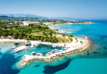 TUI: Ελληνική παραλία στις πιο όμορφες παγκοσμίως