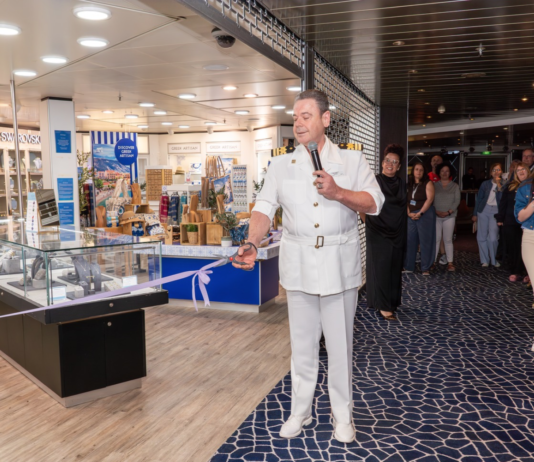 Αναβαθμίζει την εμπειρία αγορών εν πλω η Celestyal μέσω συνεργασίας με τη Harding+