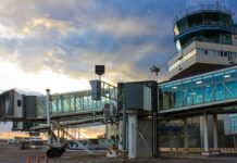 Κατάνια: Επαναλειτουργεί το αεροδρόμιο μετά τα προβλήματα από την Αίτνα
