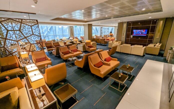 emirates lounge
