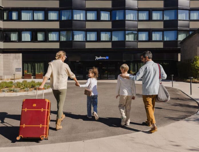 radisson-family