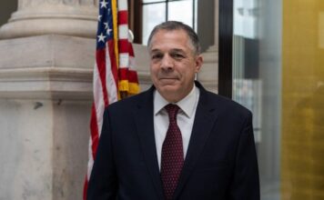 Λεωνίδας Ραπτάκης: Οι αμερικανικές εκλογές, η ισχύς της ομογένειας και το μήνυμα της ΠΑΔΕΕ από τη Ρόδο